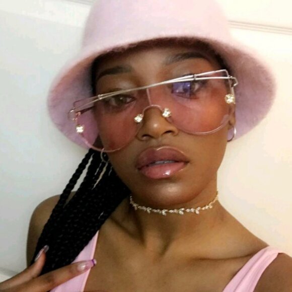 Y2K Shield Sunglasses - Picture 2 of 10